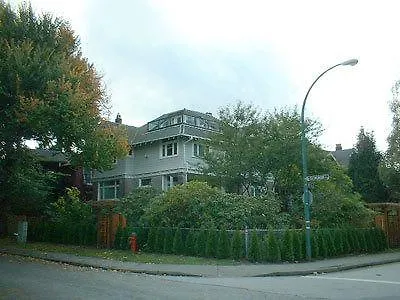 Kitsilano Garden Suites Vancouver